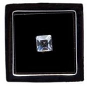 Luxusní černá ozdoba do klopy saka z polodrahokamu z onyxu osazená čirým krystalem