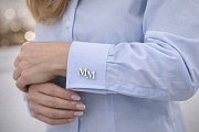 Manžetové knoflíčky s monogramem MM vyrobené na zakázku