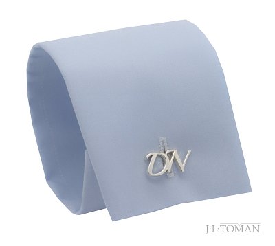 Stříbrné manžetové knoflíčky s monogramem DN č. 13  vyrobené na zakázku podle grafického návrhu