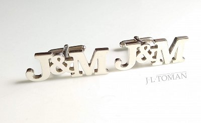 Stříbrné manžetové knoflíčky s monogramem J&M