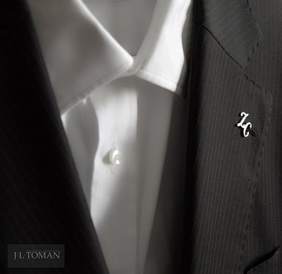 Luxusní set manžetových knoflíčků a ozdoby do klopy s monogramem ZC č.7 vyrobené na zakázku